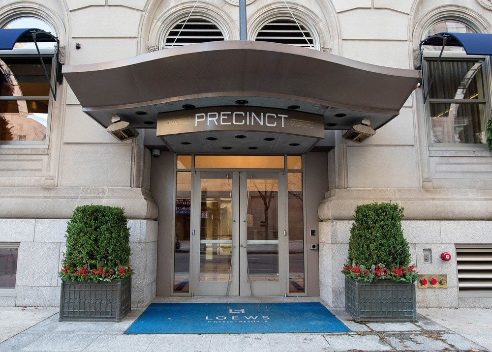 Exterior Décor